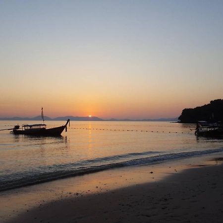 Sino Siam Hotel Klong Muang Beach Exterior foto